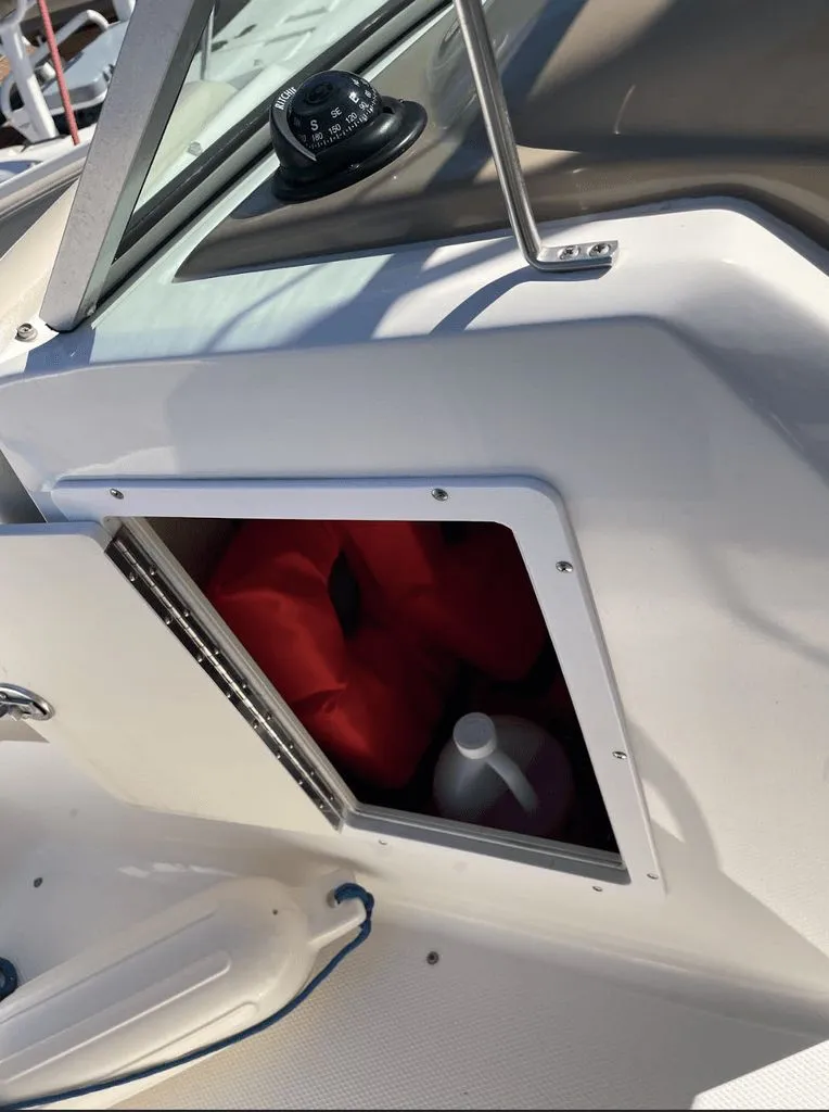 Slide: The Image of Chaparral 19 H2O 2015 - 5