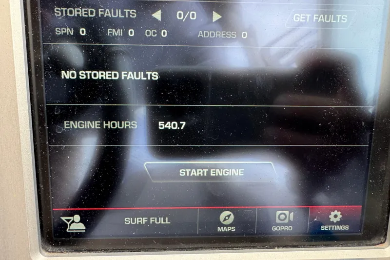Slide: The Image of Display screen of 2020 Supra SL 575 showing no faults, 540.7 engine hours. - 12