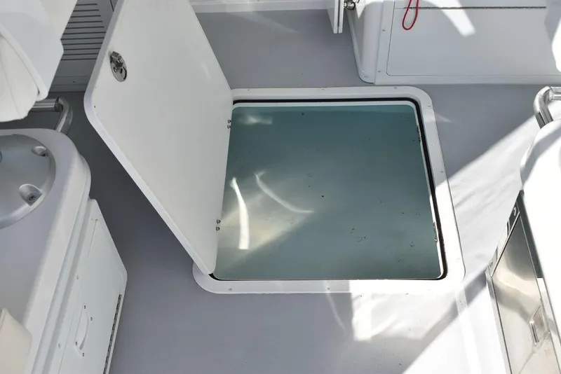 Slide: The Image of Steiger Craft 31 Miami 2023 - 103