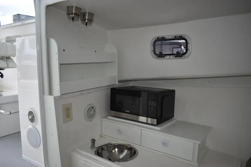 Slide: The Image of Steiger Craft 31 Miami 2023 - 108