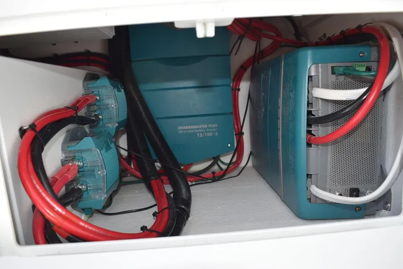 Slide: The Image of Steiger Craft 31 Miami 2023 - 60