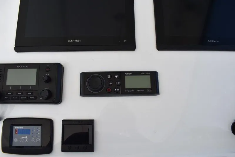 Slide: The Image of Steiger Craft 31 Miami 2023 - 86