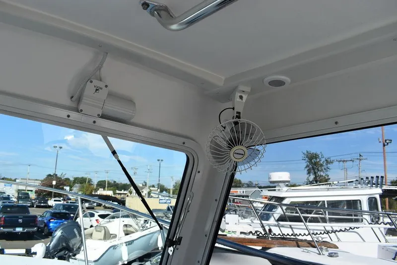 Slide: The Image of Steiger Craft 31 Miami 2023 - 92