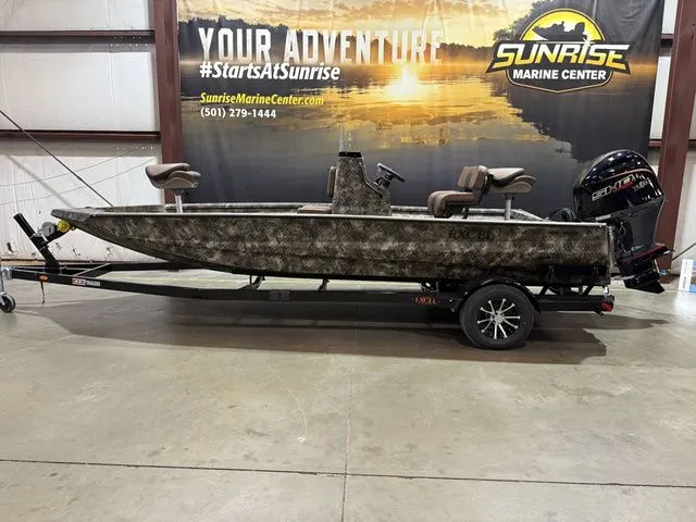 Slide: The Image of Excel 203 Bay Pro W/Yamaha 150 "SHO" 2026 - 2