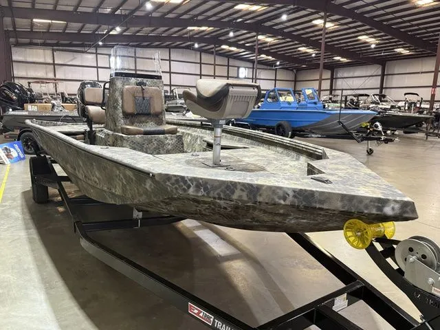 Slide: The Image of Excel 203 Bay Pro W/Yamaha 150 "SHO" 2026 - 4