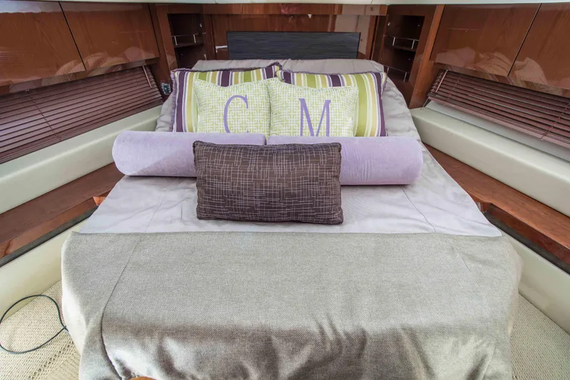 Slide: The Image of Sea Ray 510 Sundancer 2014 - 26