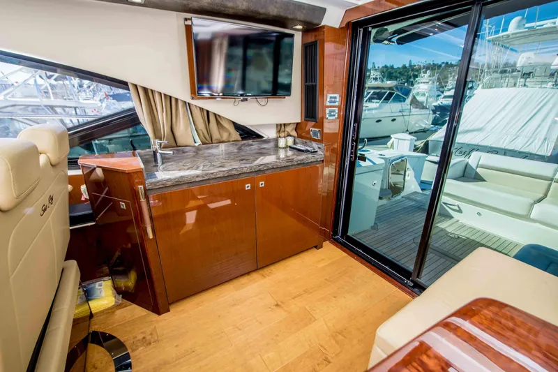 Slide: The Image of Sea Ray 510 Sundancer 2014 - 9