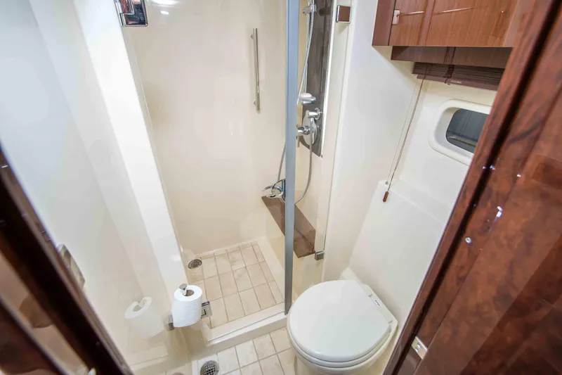 Slide: The Image of Sea Ray 510 Sundancer 2014 - 29