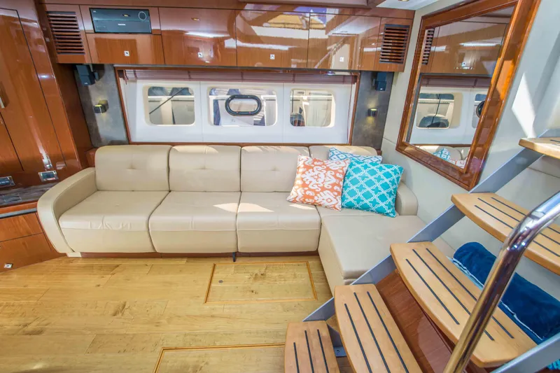 Slide: The Image of Sea Ray 510 Sundancer 2014 - 20