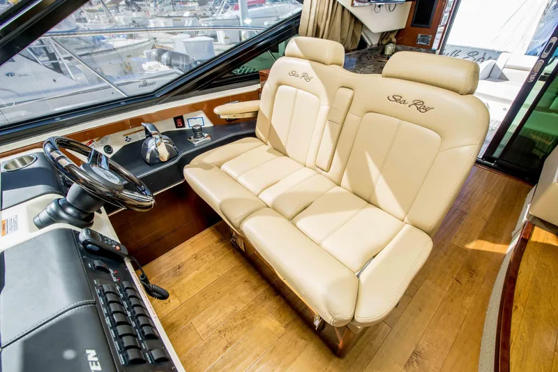 Slide: The Image of Sea Ray 510 Sundancer 2014 - 12