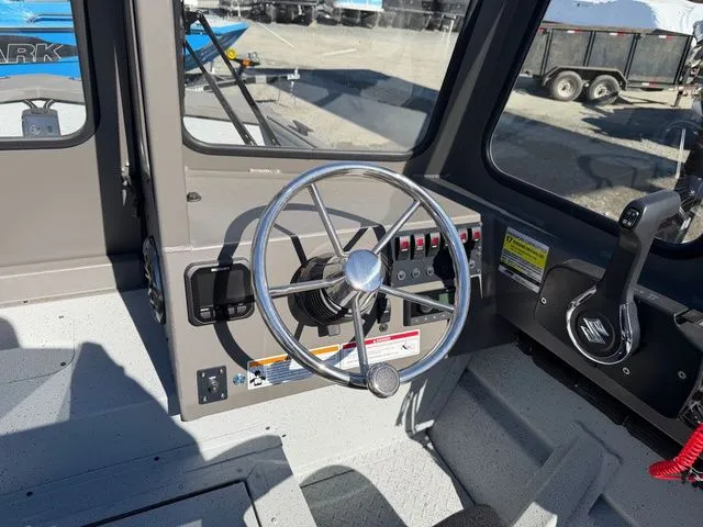 Slide: The Image of SeaArk 2672 MVT Flatcat - 250 Suzuki 2026 - 11