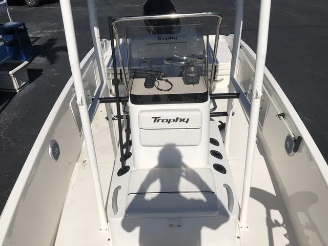 Slide: The Image of Bayliner T18 BAY 2021 - 11