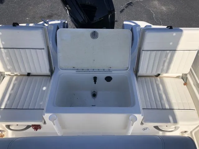 Slide: The Image of Bayliner T18 BAY 2021 - 17