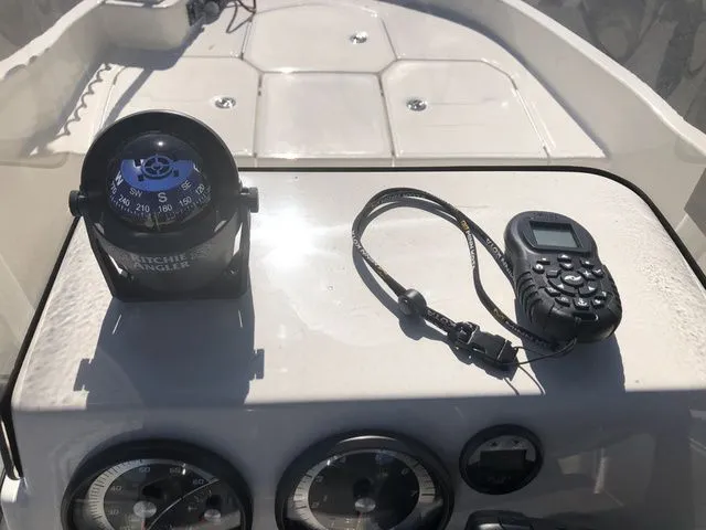 Slide: The Image of Bayliner T18 BAY 2021 - 21