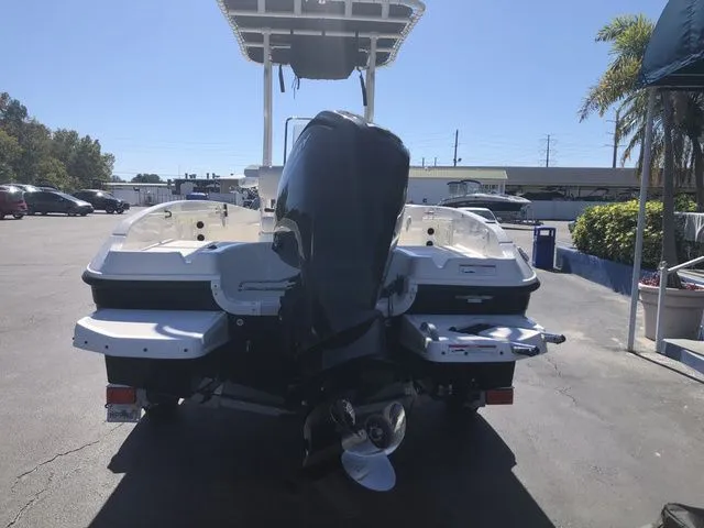 Slide: The Image of Bayliner T18 BAY 2021 - 6