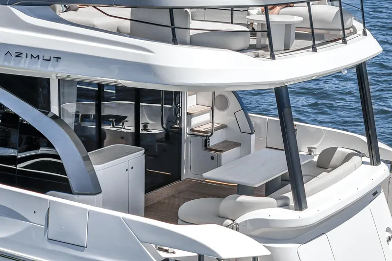 Slide: The Image of Azimut Fly 72 yacht, 2026 model, featuring elegant design and spacious deck. - 34
