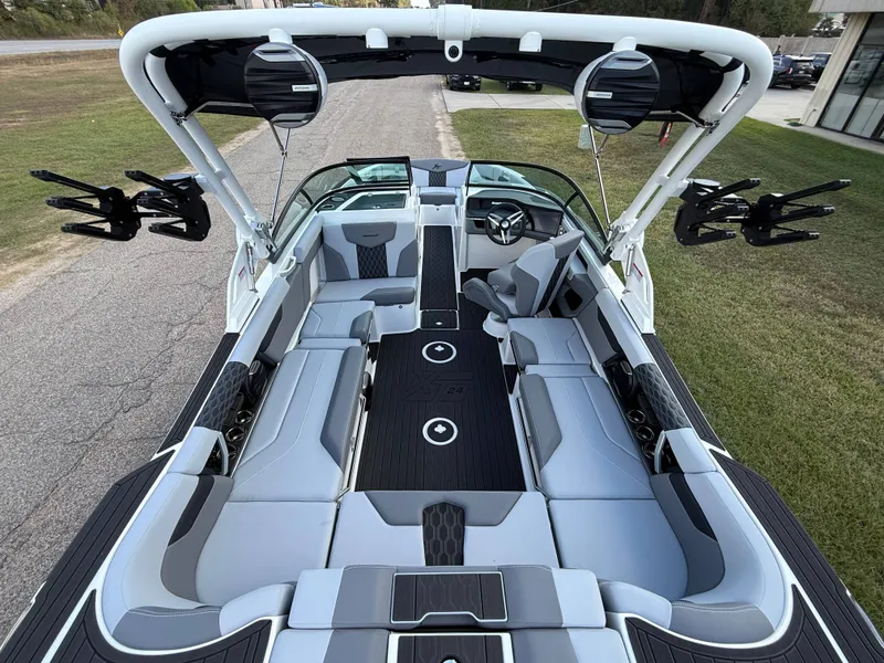 Slide: The Image of MasterCraft XT24 2026 - 10