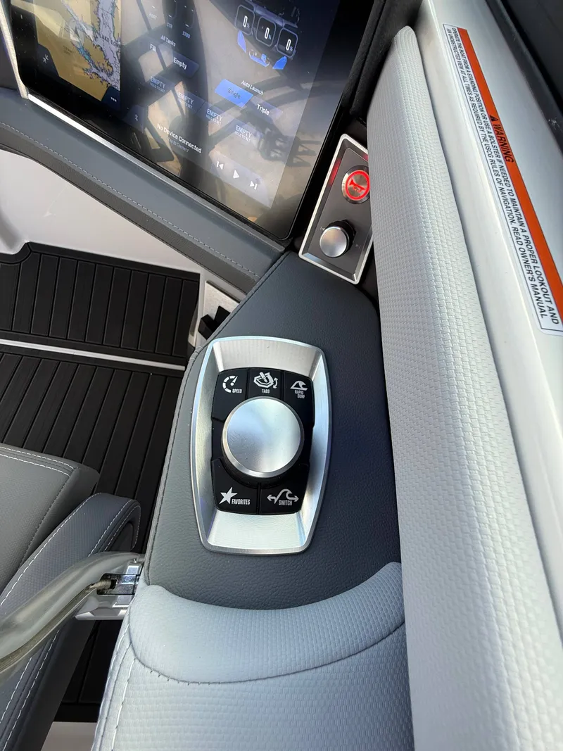 Slide: The Image of MasterCraft XT24 2026 - 18