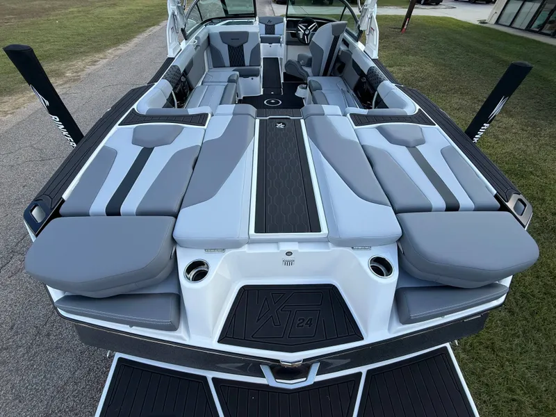 Slide: The Image of MasterCraft XT24 2026 - 9