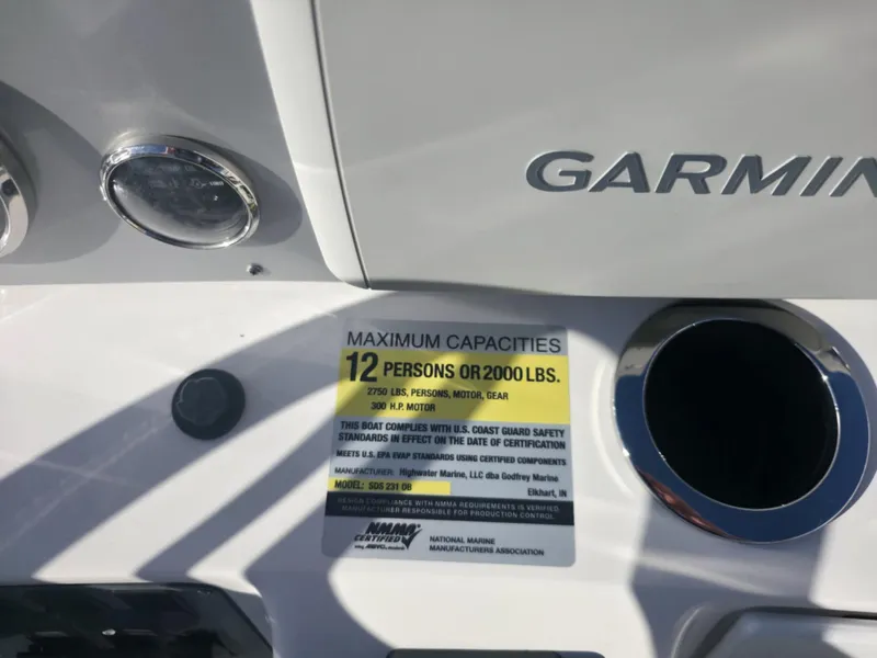 Slide: The Image of Hurricane SS231CC 2017 - 23