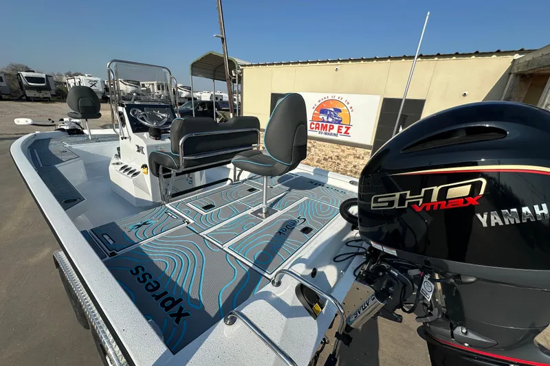 Slide: The Image of 2026 Express H22B boat with Yamaha SHO VMAX engine at Camp EZ RV Marine. - 9