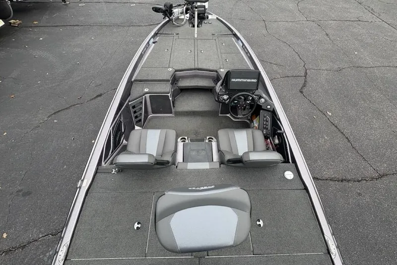 Slide: The Image of 2021 Skeeter ZXR20 fishing boat interior with seats and control panel. - 39