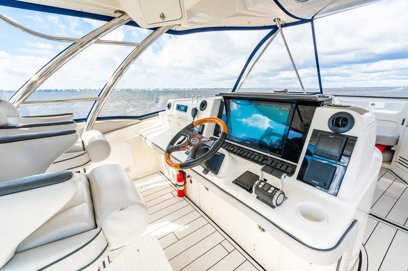 Slide: The Image of Sea Ray 58 Sedan Bridge 2006 - 17