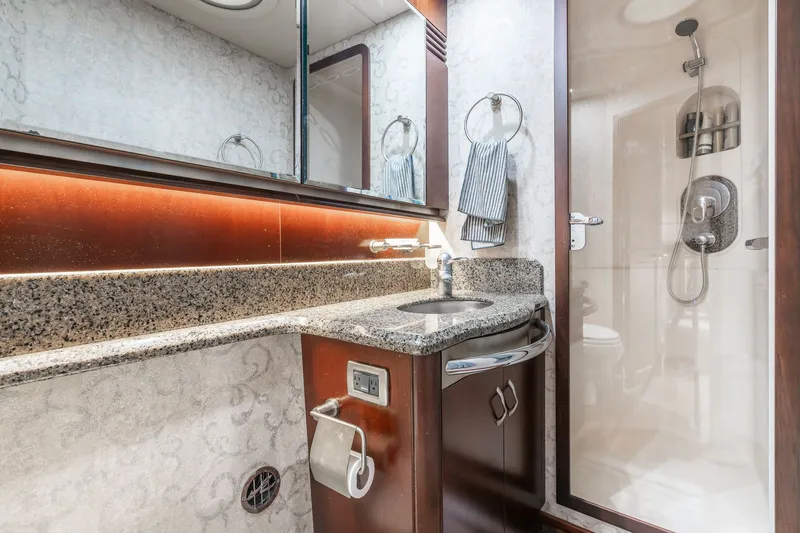 Slide: The Image of Sea Ray 58 Sedan Bridge 2006 - 50