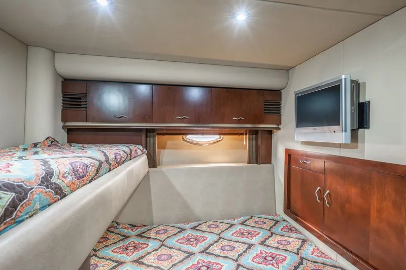 Slide: The Image of Sea Ray 58 Sedan Bridge 2006 - 55