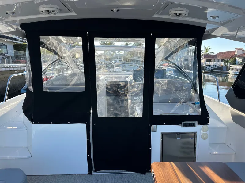 Slide: The Image of rear enclosure curtains - 49