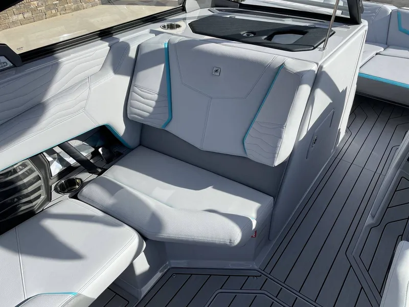 Slide: The Image of Nautique G23 2026 - 36