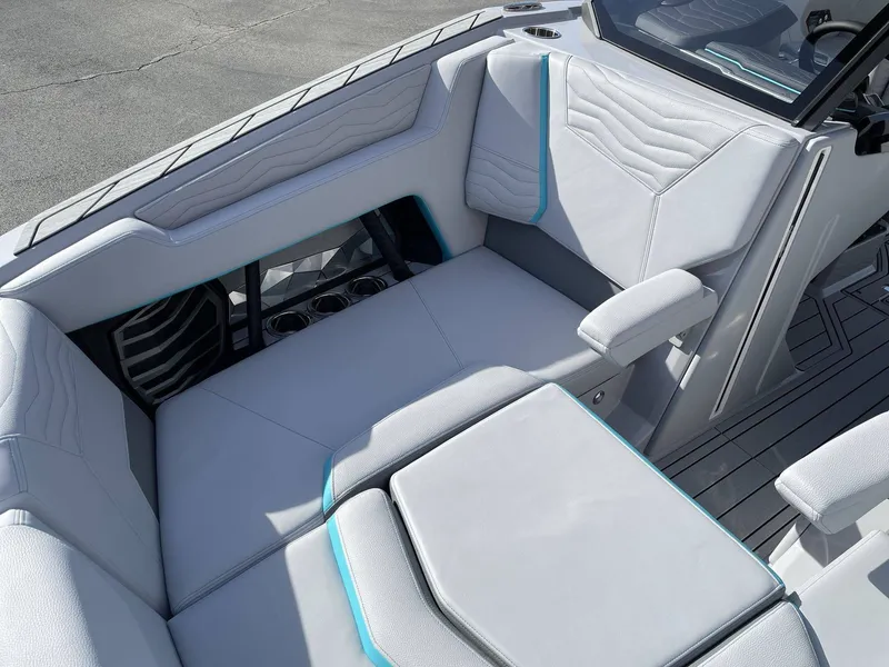 Slide: The Image of Nautique G23 2026 - 37