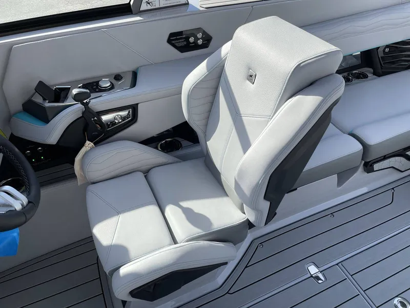 Slide: The Image of Nautique G23 2026 - 38