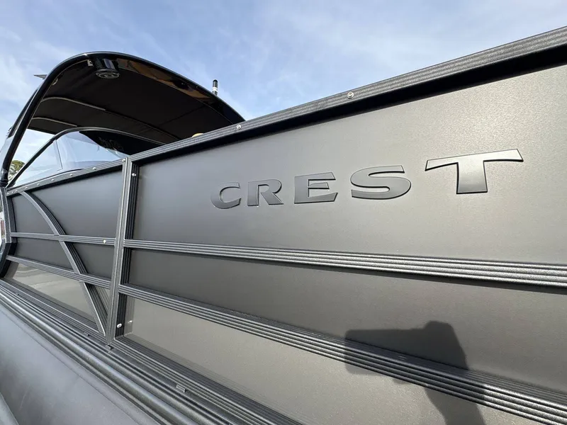 Slide: The Image of Crest Continental Limited 260 SLC Twin 2026 - 16