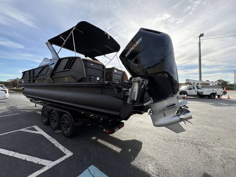 Slide: The Image of Crest Continental Limited 260 SLC Twin 2026 - 28