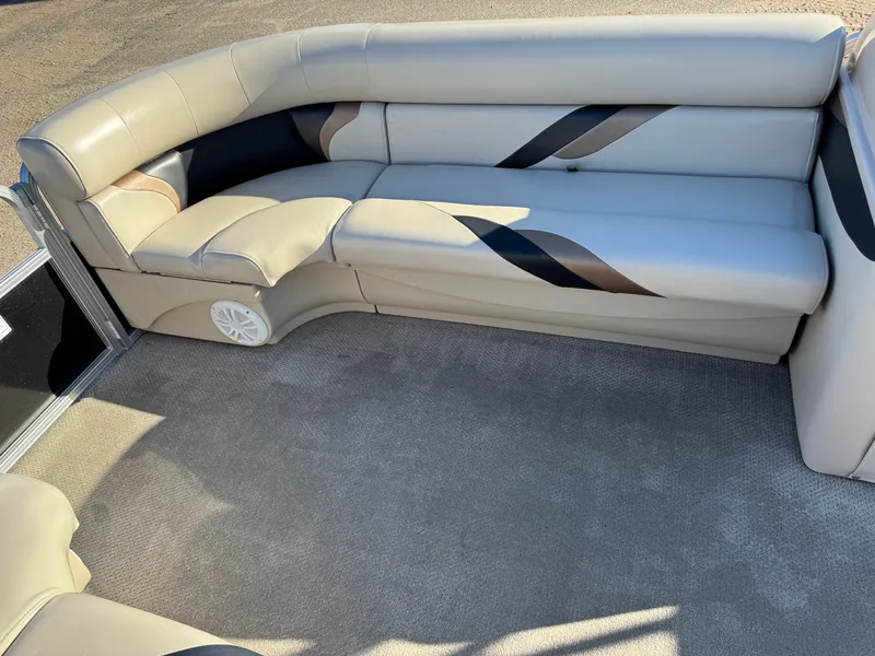 Slide: The Image of SunChaser Oasis 820 Pontoon 2012 - 13