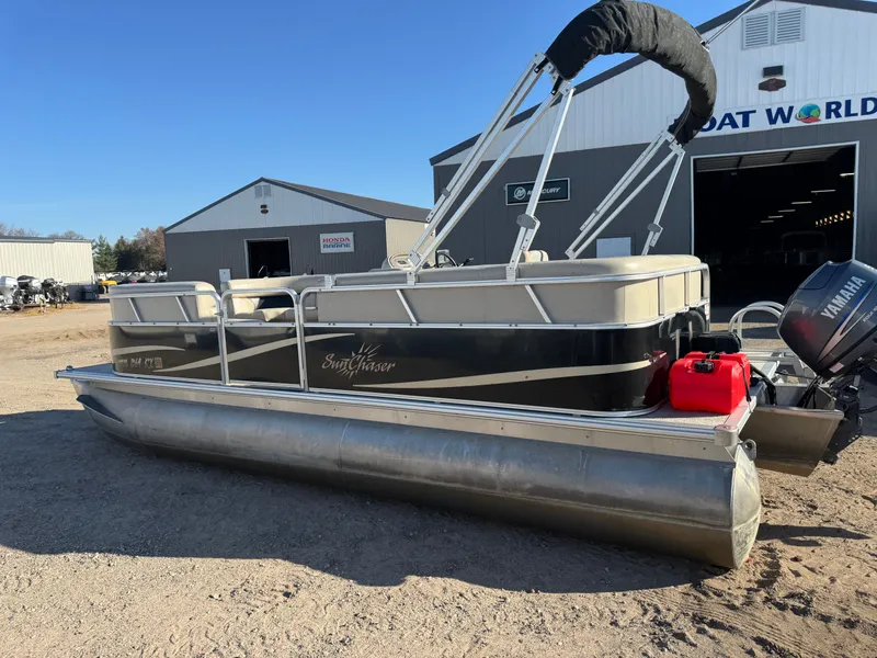 Slide: The Image of SunChaser Oasis 820 Pontoon 2012 - 41