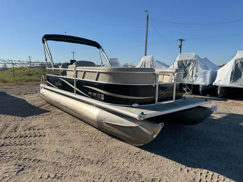 Slide: The Image of SunChaser Oasis 820 Pontoon 2012 - 49