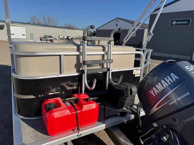 Slide: The Image of SunChaser Oasis 820 Pontoon 2012 - 55