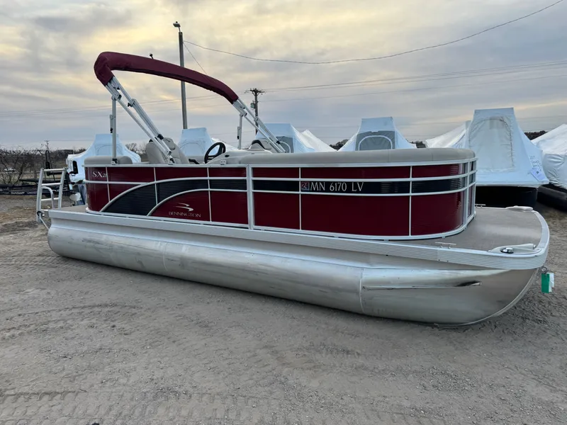 Slide: The Image of Bennington 21 SX Pontoon 2019 - 36