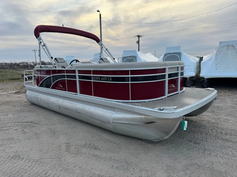 Slide: The Image of Bennington 21 SX Pontoon 2019 - 38