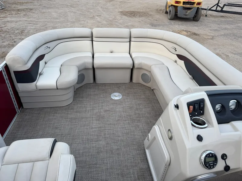 Slide: The Image of Bennington 21 SX Pontoon 2019 - 5