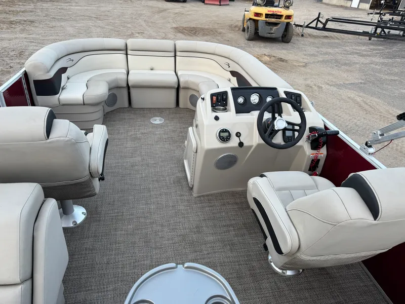Slide: The Image of Bennington 21 SX Pontoon 2019 - 8