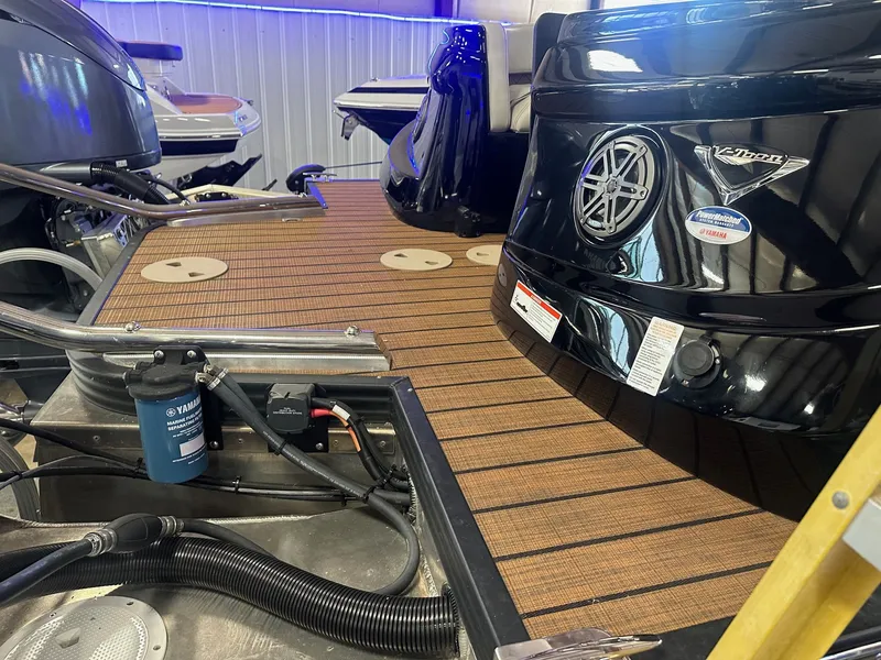 Slide: The Image of Manitou LX 23 Rear Facing X-treme Windshield (RFXW) Duel 2024 - 14