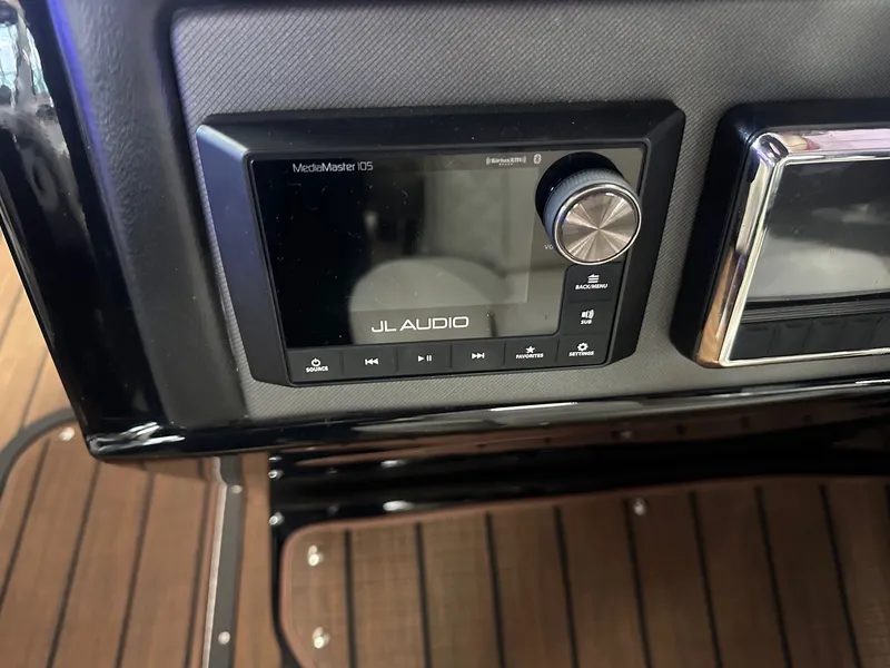 Slide: The Image of Manitou LX 23 Rear Facing X-treme Windshield (RFXW) Duel 2024 - 5