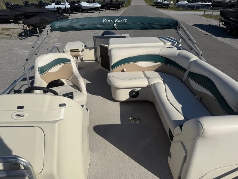 Slide: The Image of Parti Kraft 2586DF 2006 - 15