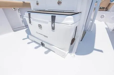 Slide: The Image of Sportsman Heritage 241 Center Console 2019 - 17