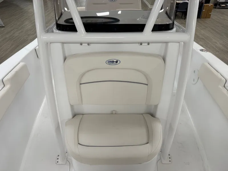 Slide: The Image of Sea Hunt Ultra 229 2026 - 5