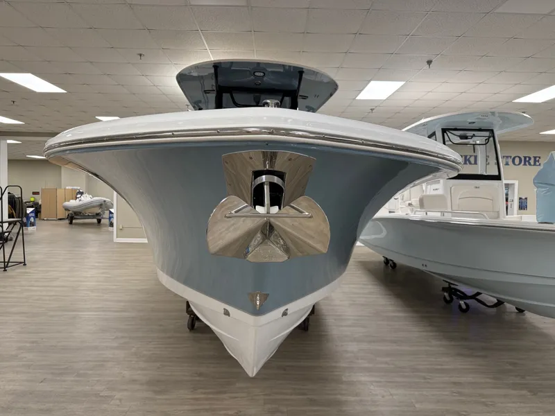 Slide: The Image of Sea Hunt ULTRA 305 CB 2026 - 8