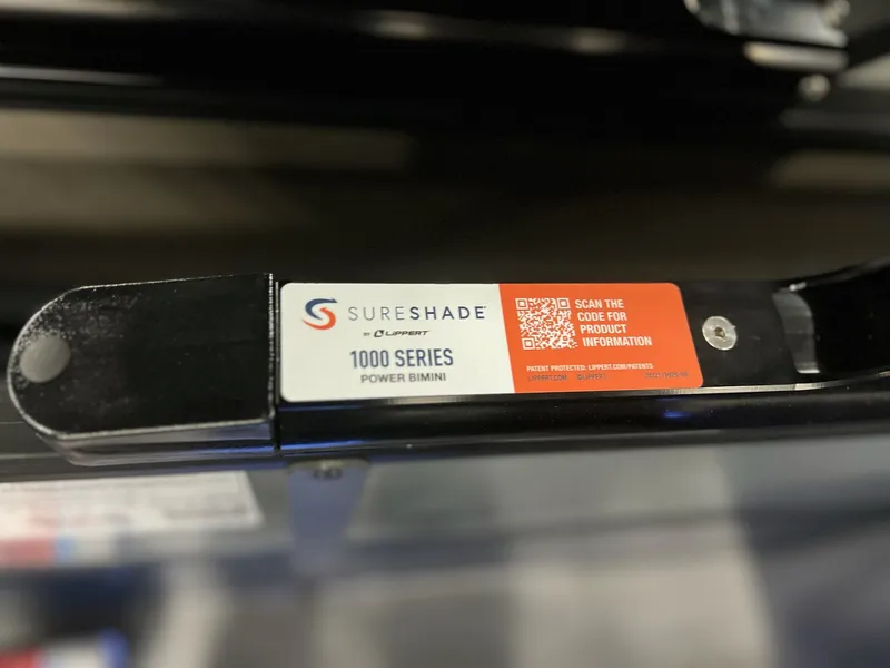 Slide: The Image of Berkshire 24E CTS 3.0 Tritoon 2026 - 19